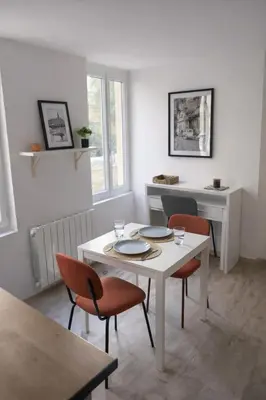 Coin salon dans l'établissement Appartement Cosy Hypercentre CAEN