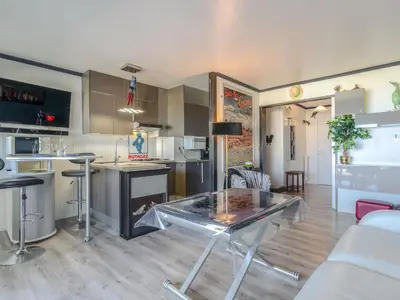 Cuisine ou kitchenette dans l'établissement Apartment Les Dunes by Interhome