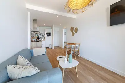 Cuisine ou kitchenette dans l'établissement Les Pieds Dans L'Eau - Appartements 1 et 2 - Vue mer