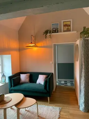 Coin salon dans l'établissement Charmant appartement rénové
