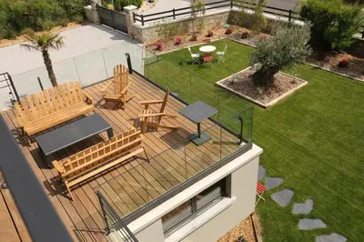 Jardin de l'établissement Le beaupré loft vue mer imprenable
