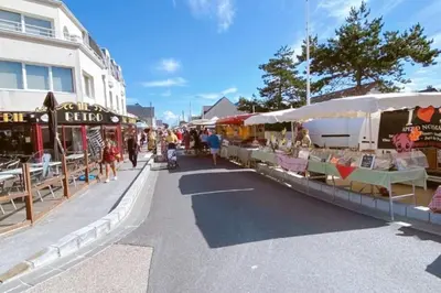 Clients de l'établissement Villa Mon Rêve 12 pers à 500m de la plage