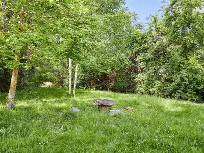 Jardin de l'établissement Studio Le laizon 1 by Interhome