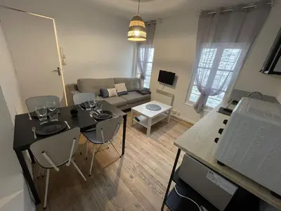 Cuisine ou kitchenette dans l'établissement Saphir, Hyper centre ville au calme au fond d'une impasse