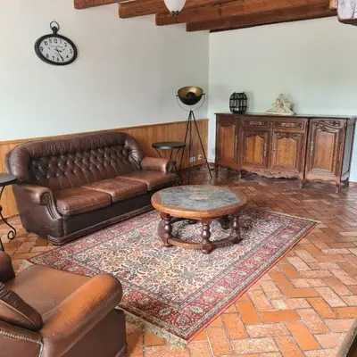 Coin salon dans l'établissement La Balnière Normande