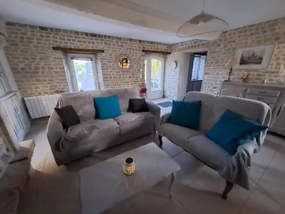 Coin salon dans l'établissement Au P’tit Bijou