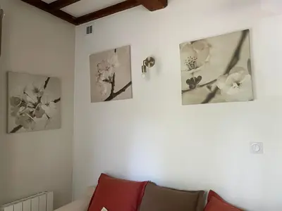 Coin salon dans l'établissement Halte entre Terre et Mer à Bayeux