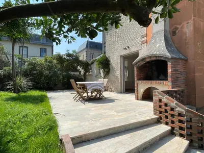 Jardin de l'établissement Villa Blanche