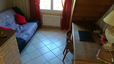 Coin salon dans l'établissement La Vallée en Cotentin