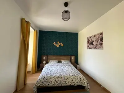 Un ou plusieurs lits dans un hébergement de l'établissement La Maison des Amis en Normandie