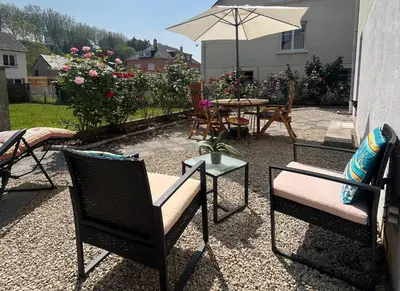 Jardin de l'établissement Maison avec jardin centre ville