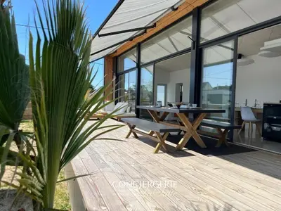 Terrasse ou espace extérieur de l'établissement La fauvette