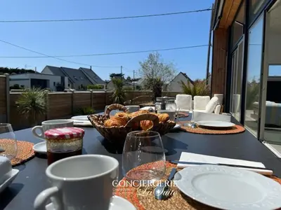 Nourriture dans la villa ou à proximité