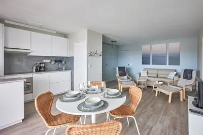 Cuisine ou kitchenette dans l'établissement Le Tikahupo - Charmant appt vue sur le port