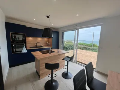 Cuisine ou kitchenette dans l'établissement Le bruit des vagues Sciotot