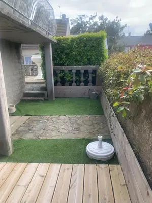 Jardin de l'établissement Pirou plage La Villa Mosca