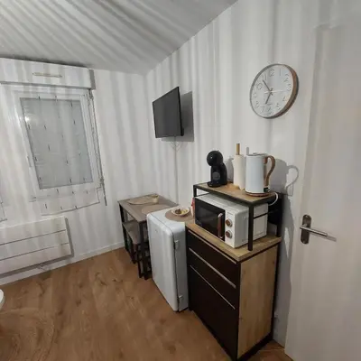 Cuisine ou kitchenette dans l'établissement Le Studio Zen 