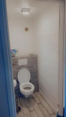 Salle de bains dans l'établissement Chalet rénové Cabourg