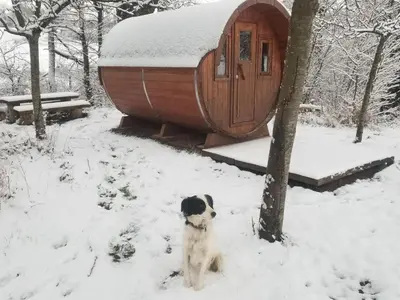 L'établissement Tonneau proche des plages du débarquement en hiver