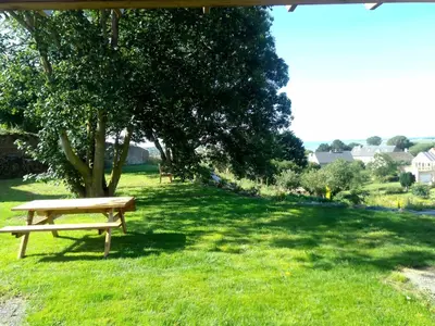Jardin de l'établissement gîte les jardins d'esteban
