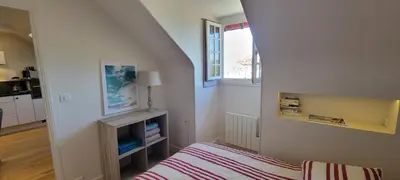 Cuisine ou kitchenette dans l'établissement Vue mer - Superbe Appartement à 50 m de la plage et du centre ville