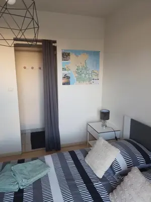 Un ou plusieurs lits dans un hébergement de l'établissement chambre carentan les marais aux calme très reposant