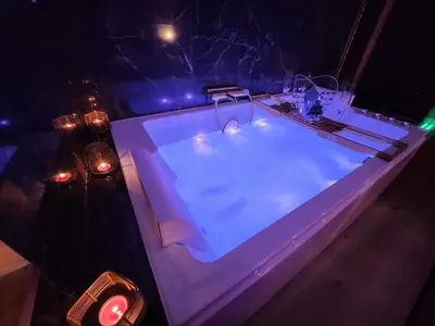 Plan de l'établissement Caen, Tu m'aimes - Suite Romantique