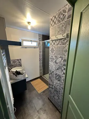 Salle de bains dans l'établissement Cottage entre Terre et Mer