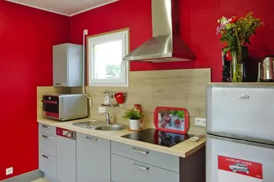 Cuisine ou kitchenette dans l'établissement Baie du Mont Saint Michel / Gîte de la Vaquerie