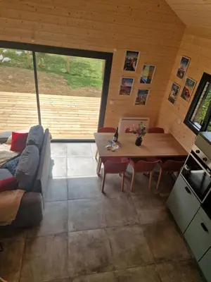 Coin salon dans l'établissement Le Chalet de St Vigor
