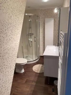 Salle de bains dans l'établissement L’honorine, entre Port-en-bessin et Omaha Beach