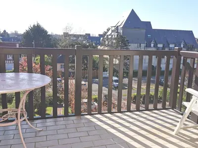 Balcon ou terrasse dans l'établissement Cabourg cosy, appartement refait à neuf, 5 min à pied de la mer