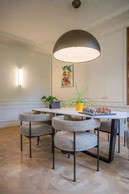 Coin salon dans l'établissement Historic 18th-Century Mansion - 3 BR - Bayeux - Garden & Museums Nearby
