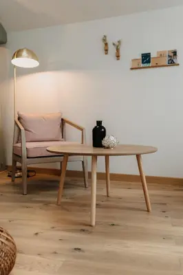 Coin salon dans l'établissement Grange Petite Brise bord de mer