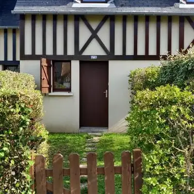 Cottage Cabourg plage avec jardin et vélos
