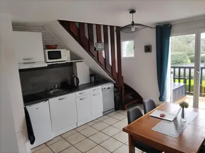 Cuisine ou kitchenette dans l'établissement Charmant duplex, bord de mer