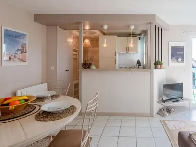 Cuisine ou kitchenette dans l'établissement Apartment Le Belvédère by Interhome