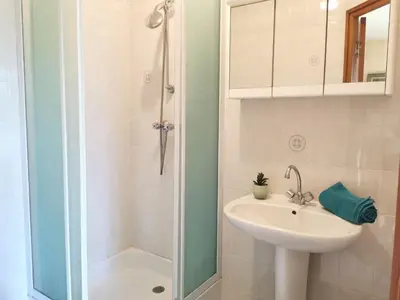 Salle de bains dans l'établissement Holiday Home L'ilet by Interhome