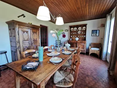 Coin salon dans l'établissement Holiday Home L'ilet by Interhome