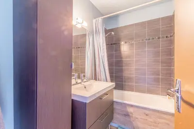 Salle de bains dans l'établissement La Vue Marine - Appartement vue mer
