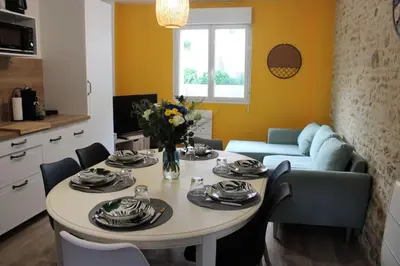 Cuisine ou kitchenette dans l'établissement Koh'm à la maison