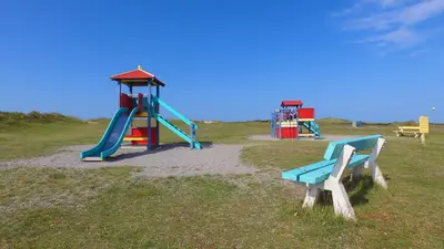 Aire de jeux pour enfants de l'établissement VVF Cotentin Îles anglo-normandes