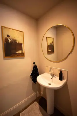 Salle de bains dans l'établissement Historic manoir in Vire Normandy elegance in a semi-rural setting ideal for groups and families