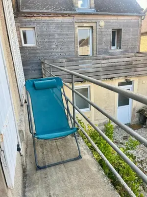 Balcon ou terrasse dans l'établissement Le Gambetta, 100m de la plage