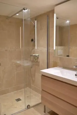 Salle de bains dans l'établissement Villa d'exception à 500 m de la plage