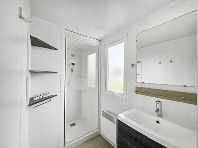 Salle de bains dans l'établissement LOCIMAD