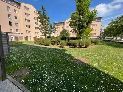 Jardin de l'établissement Acajou, Studio avec terrasse et parking privé