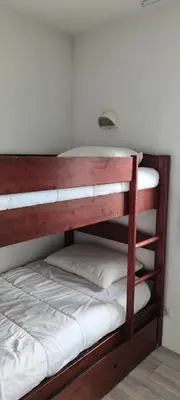 Un ou plusieurs lits dans un hébergement de l'établissement Les maisons de Port Guillaume - maeva Home - Maison 3 Pièces 6 Personnes Sélection MAE-2279