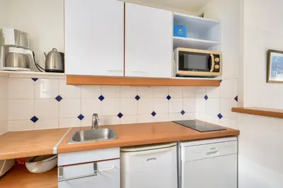 Cuisine ou kitchenette dans l'établissement Les maisons de Port Guillaume - maeva Home - Maison 3 pièces 6 personnes - Confort MAE-3464