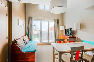 Télévision ou salle de divertissement dans l'établissement Résidence Port Guillaume - maeva Home - Appartement 2 pièces 6 pers Sélection MAE-7351